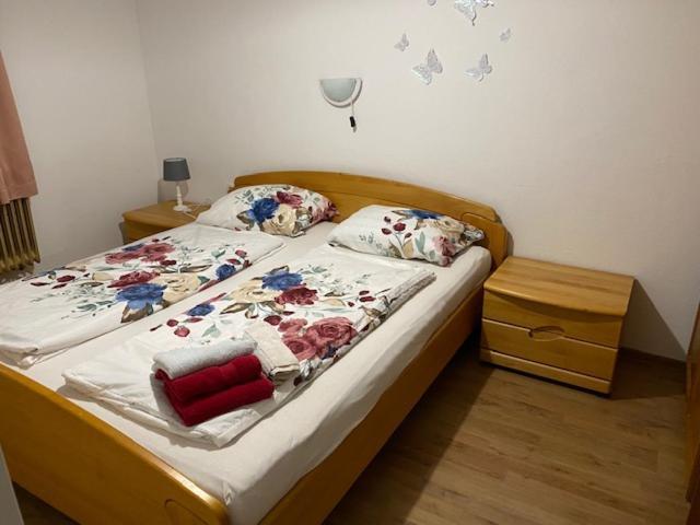 Zivahna Hisa Villa Sveti Jurij ob Scavnici Luaran gambar
